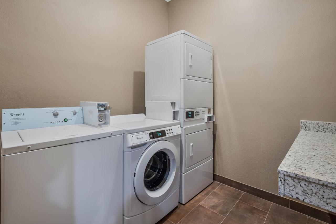 La Quinta Inn & Suites By Wyndham Sulphur Lake Charles Экстерьер фото